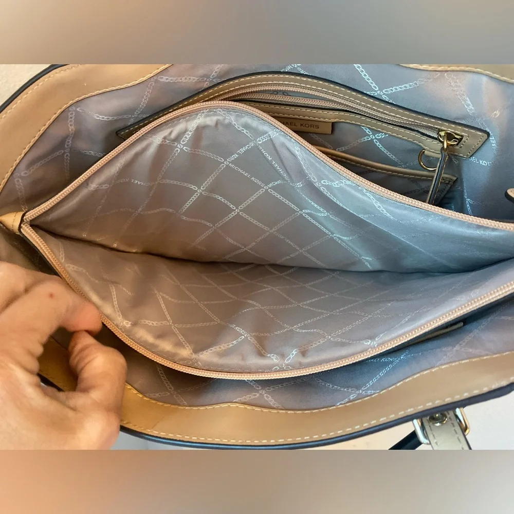 Dark Brown and Beige Bag Michael Kors Voyager East West Tote